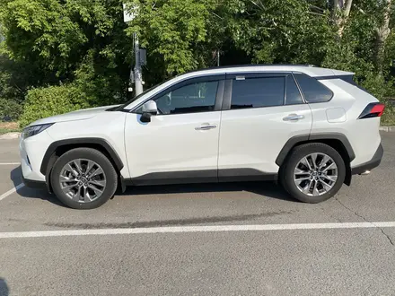 Toyota RAV4 2022 года за 16 300 000 тг. в Павлодар – фото 3
