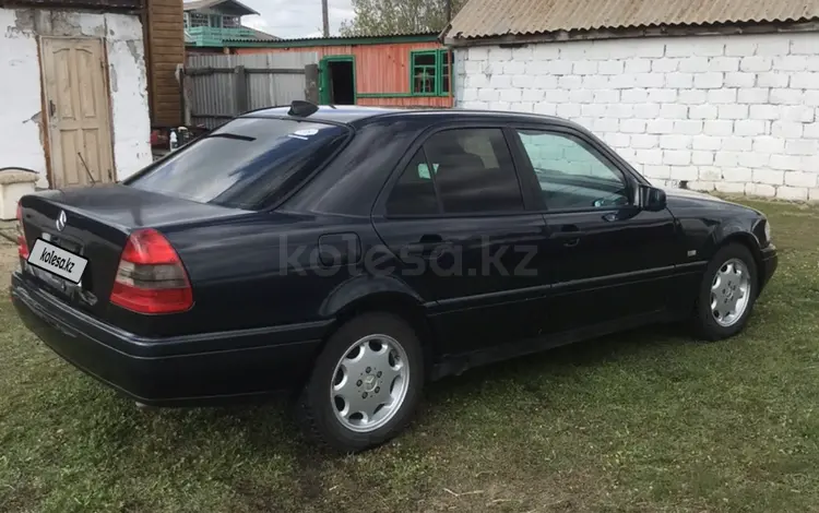 Mercedes-Benz C 220 1997 года за 2 500 000 тг. в Кокшетау