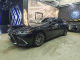 Lexus ES 350 2019 года за 23 700 000 тг. в Алматы – фото 2