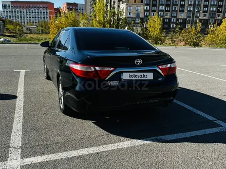 Toyota Camry 2015 года за 9 300 000 тг. в Атырау – фото 10