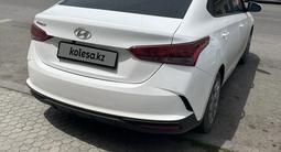 Hyundai Accent 2022 года за 7 500 000 тг. в Тараз – фото 2