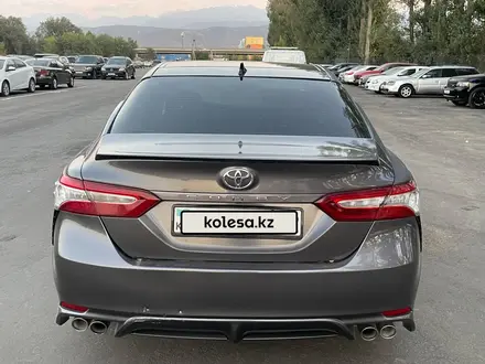 Toyota Camry 2020 года за 9 221 550 тг. в Алматы – фото 6