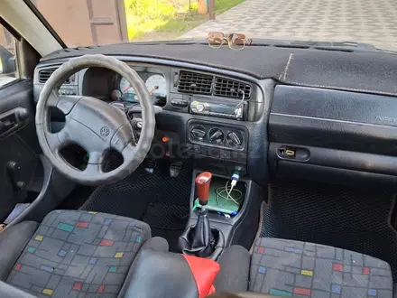 Volkswagen Golf 1997 года за 1 200 000 тг. в Тараз