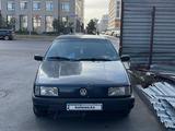Volkswagen Passat 1991 годаүшін1 150 000 тг. в Астана – фото 4