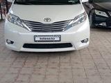 Toyota Sienna 2013 года за 14 000 000 тг. в Алматы