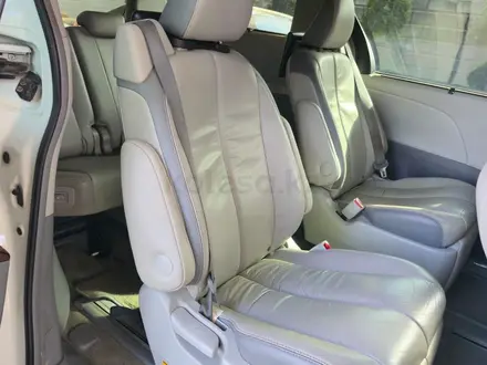 Toyota Sienna 2013 года за 14 000 000 тг. в Алматы – фото 7