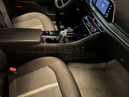 Hyundai Sonata 2021 года за 12 000 000 тг. в Алматы – фото 3