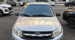 ВАЗ (Lada) Granta 2190 2013 годаүшін1 900 000 тг. в Астана – фото 2