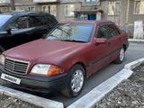 Mercedes-Benz C 180 1993 года за 1 400 000 тг. в Караганда – фото 2