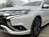 Mitsubishi Outlander 2022 годаүшін11 500 000 тг. в Астана – фото 5