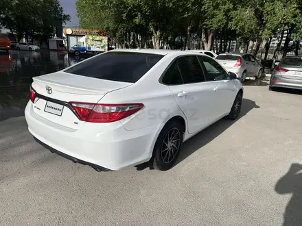 Toyota Camry 2017 года за 5 500 000 тг. в Атырау – фото 4