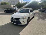 Toyota Camry 2017 года за 5 500 000 тг. в Атырау – фото 2