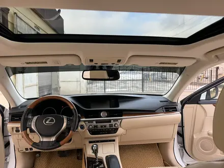 Lexus ES 300h 2014 года за 8 500 000 тг. в Актау – фото 10