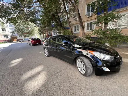 Hyundai Elantra 2012 года за 3 900 000 тг. в Атырау – фото 4