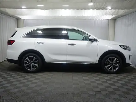 Kia Sorento 2019 года за 13 000 000 тг. в Алматы – фото 17