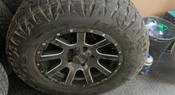 Комплект шин с дисками Maxxis 285/65/18 за 800 000 тг. в Караганда