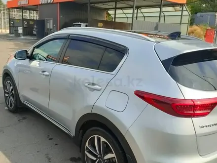 Kia Sportage 2018 года за 11 600 000 тг. в Алматы – фото 18