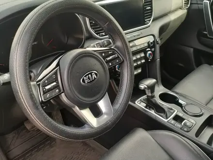 Kia Sportage 2018 года за 11 600 000 тг. в Алматы – фото 27