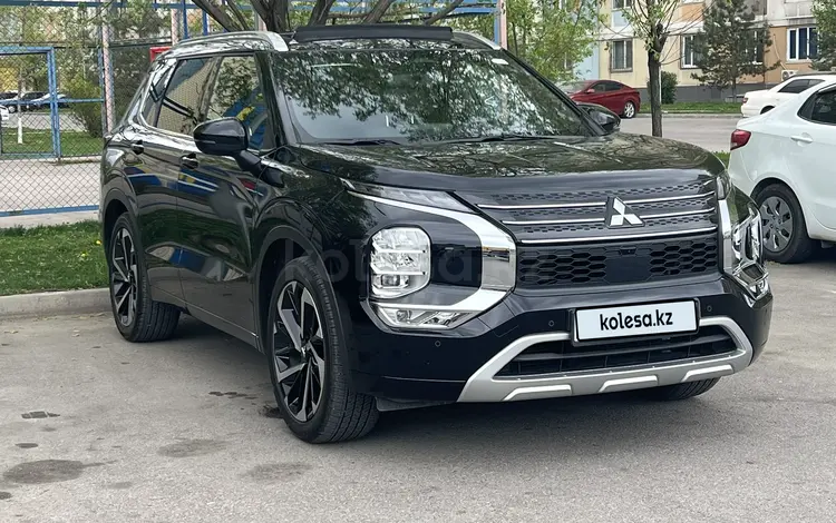 Mitsubishi Outlander 2023 годаүшін18 300 000 тг. в Алматы