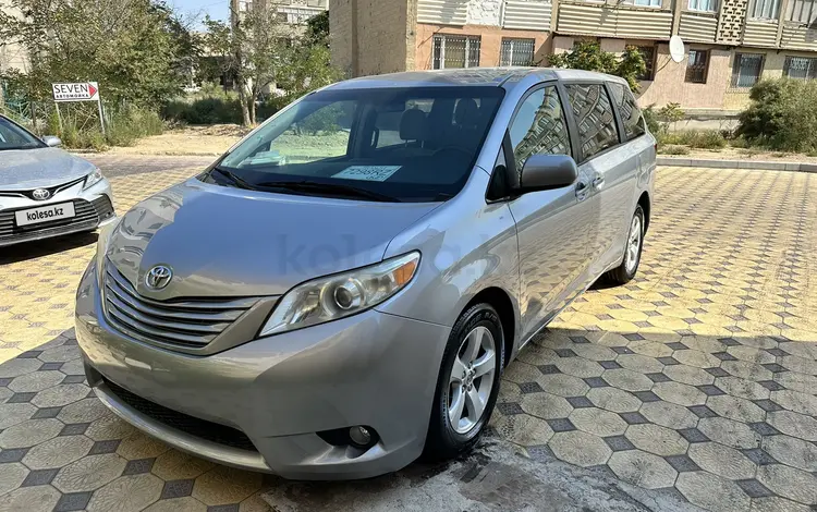 Toyota Sienna 2017 года за 15 000 000 тг. в Актау