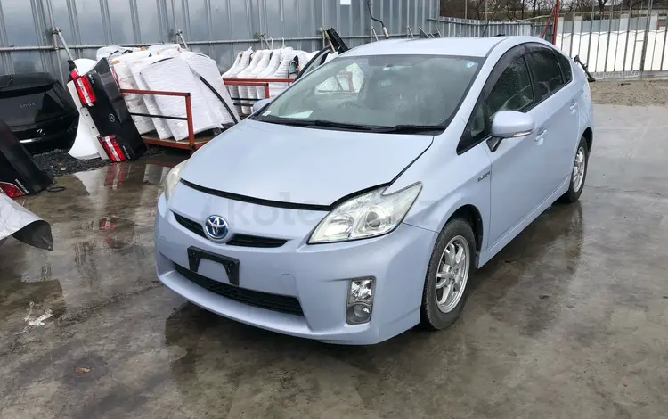Toyota Prius 2009 года за 10 000 тг. в Алматы