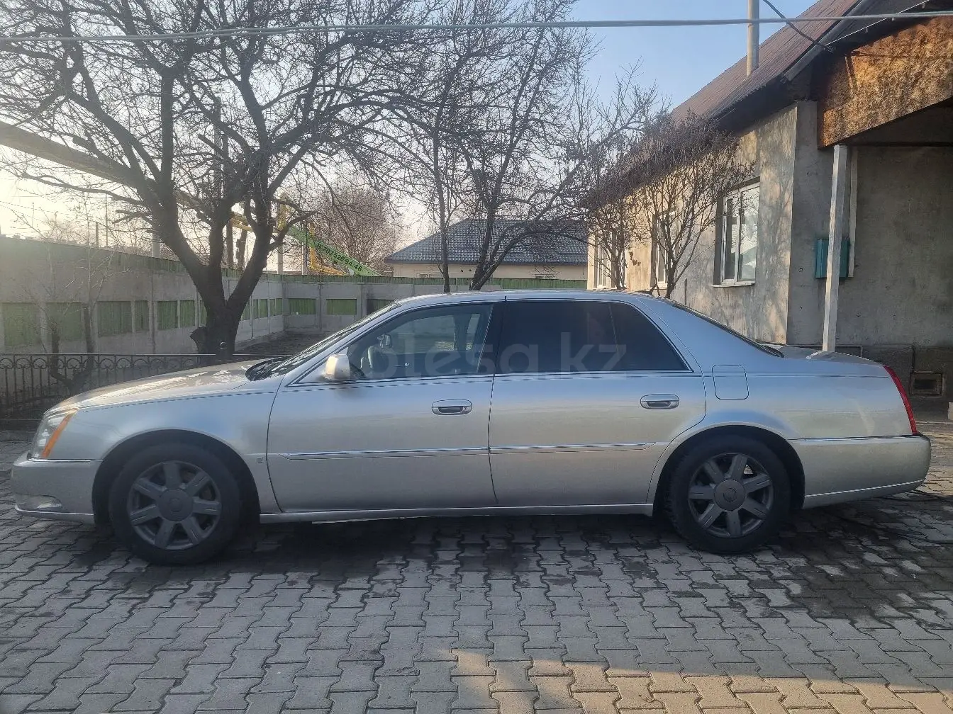 Cadillac DTS, 2006