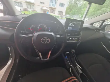 Toyota Corolla 2021 года за 11 900 000 тг. в Алматы – фото 2