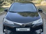 Toyota Corolla 2018 года за 7 700 000 тг. в Алматы – фото 2
