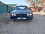 BMW 520 1991 года за 750 000 тг. в Алматы – фото 2