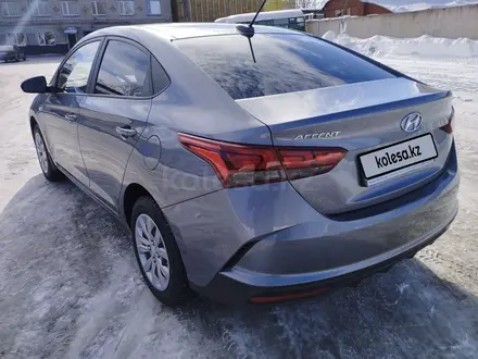 Hyundai Accent 2021 года за 8 300 000 тг. в Петропавловск – фото 3
