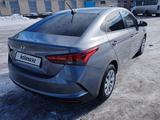 Hyundai Accent 2021 года за 8 300 000 тг. в Петропавловск – фото 5