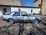 Mercedes-Benz E 230 1991 года за 2 350 000 тг. в Караганда