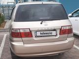 Kia Carens 2005 годаүшін3 400 000 тг. в Туркестан – фото 3