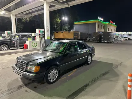 Mercedes-Benz E 230 1990 года за 770 000 тг. в Алматы – фото 5