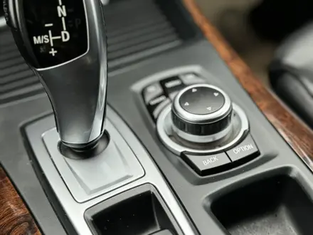 BMW X5 2010 года за 10 000 000 тг. в Алматы – фото 19