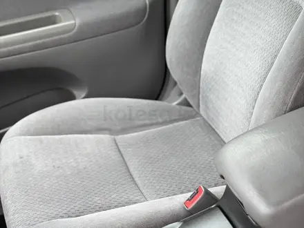 Toyota Camry 2004 года за 5 200 000 тг. в Алматы – фото 18
