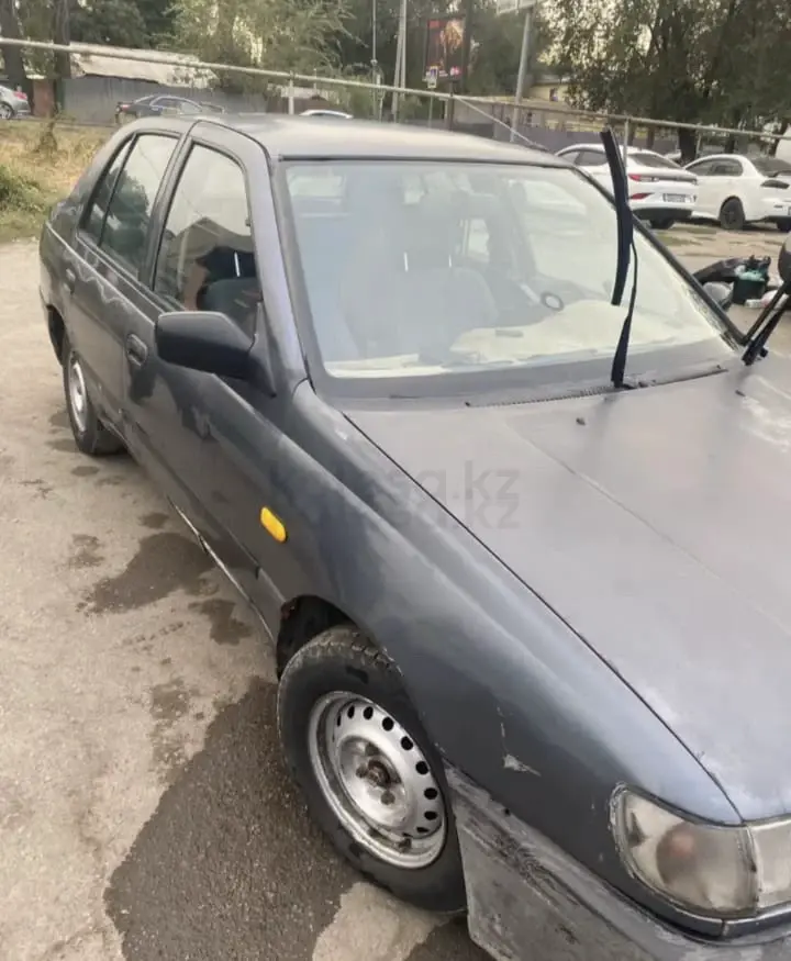 Nissan Sunny, 1991