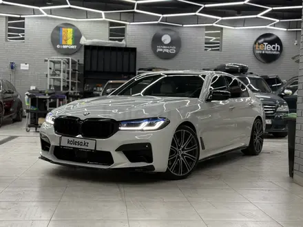 BMW 540 2017 года за 19 000 000 тг. в Шымкент