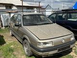 Volkswagen Passat 1989 года за 500 000 тг. в Уральск – фото 3