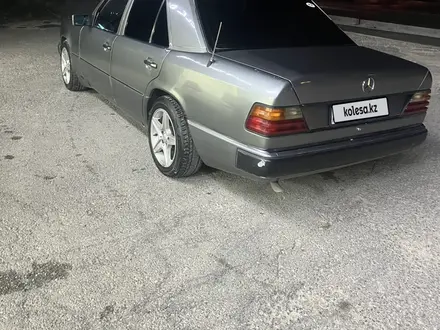 Mercedes-Benz E 230 1990 года за 1 450 000 тг. в Шымкент – фото 2