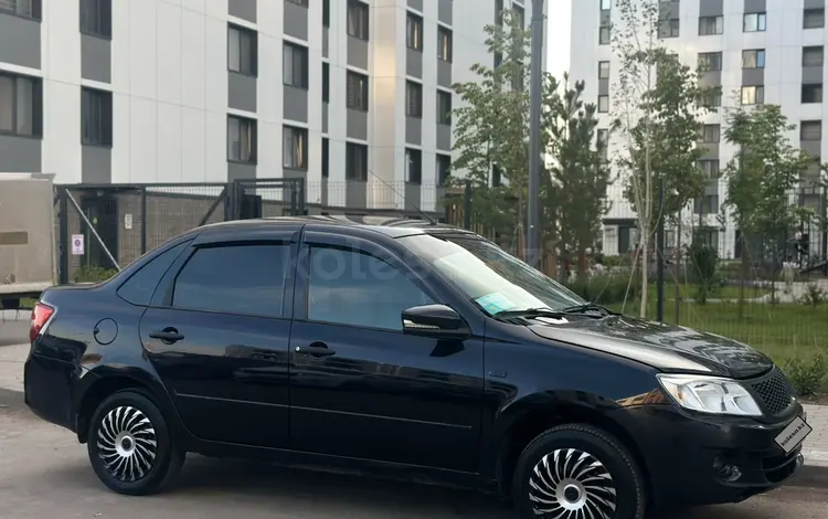 ВАЗ (Lada) Granta 2190 2014 года за 2 700 000 тг. в Астана