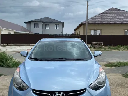 Hyundai Elantra 2014 года за 4 400 000 тг. в Атырау