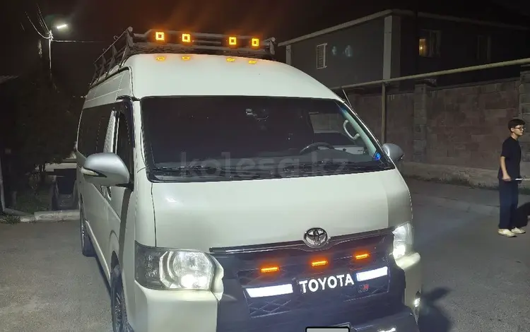 Toyota Hiace 2018 года за 16 000 000 тг. в Алматы