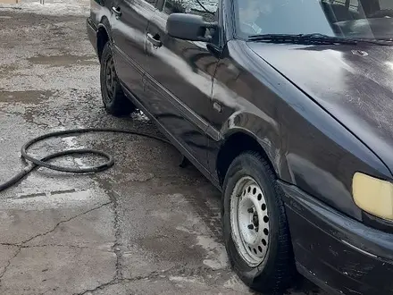 Volkswagen Passat 1994 года за 1 400 000 тг. в Шымкент – фото 2