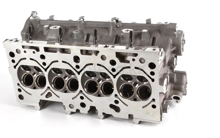 Головка блока цилиндров RD28, ZD30, Wl, TD27, TB42, QD32, YD25 за 120 000 тг. в Экибастуз