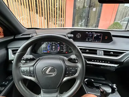 Lexus UX 200 2021 года за 8 600 000 тг. в Атырау – фото 2