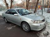 Toyota Camry 2003 годаүшін5 500 000 тг. в Алматы – фото 2