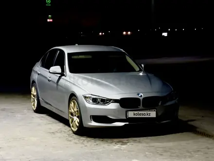 BMW 320 2013 года за 9 200 000 тг. в Алматы – фото 2