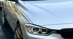 BMW 320 2013 года за 9 600 000 тг. в Алматы