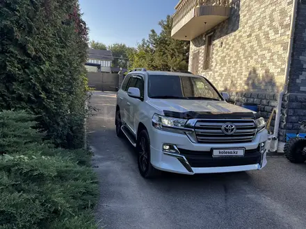 Toyota Land Cruiser 2016 года за 27 000 000 тг. в Алматы – фото 13